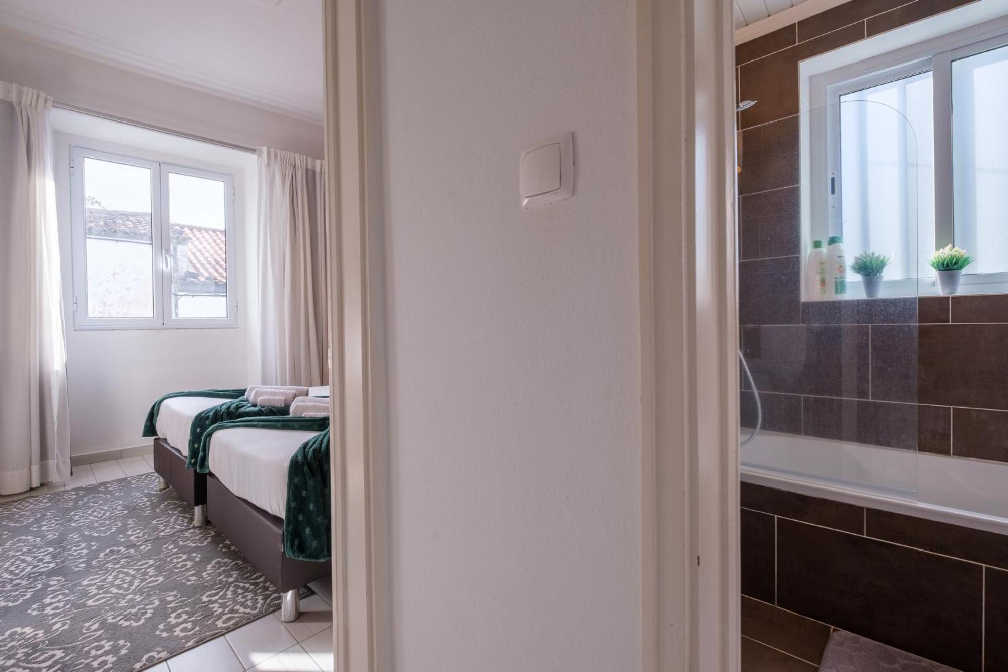 Victoria Guest House フルナス エクステリア 写真